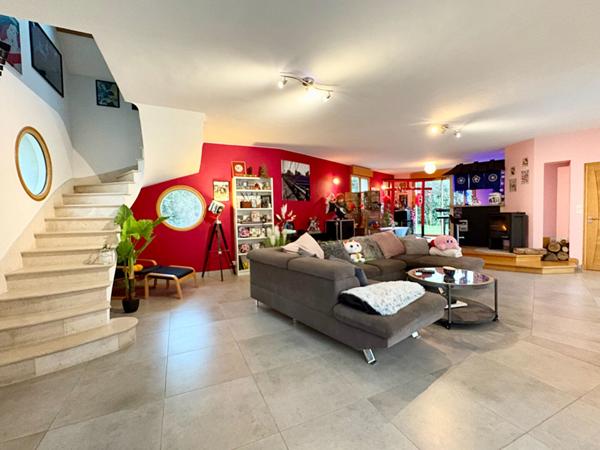 Maison familiale avec piscine - Saint-Georges sur Cher