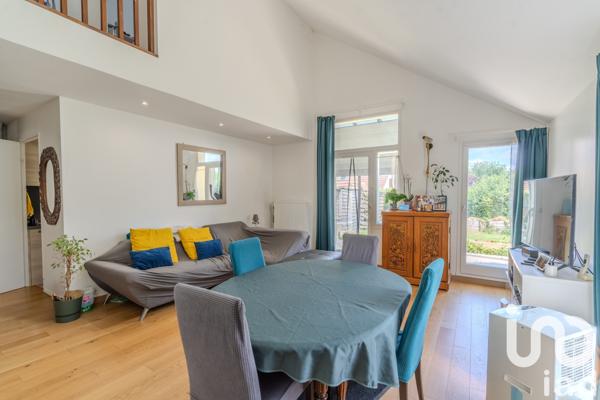 Maison à vendre 6 pièces 100 m² Saint-Thibault-des-Vignes