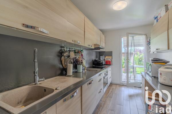 Maison à vendre 6 pièces 100 m² Saint-Thibault-des-Vignes