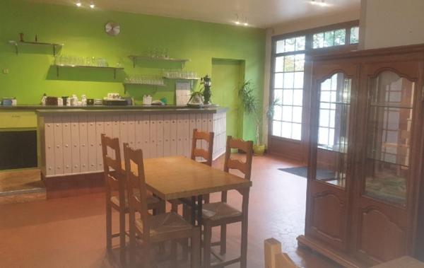 Vente Local commercial Local Bujaleuf   