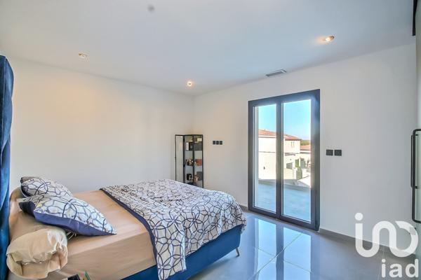 Maison 5 pièces de 165 m² à Bellegarde (30127)