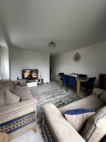 Appartement 3 chambres avec grande terrasse – Le Petit-Quevilly