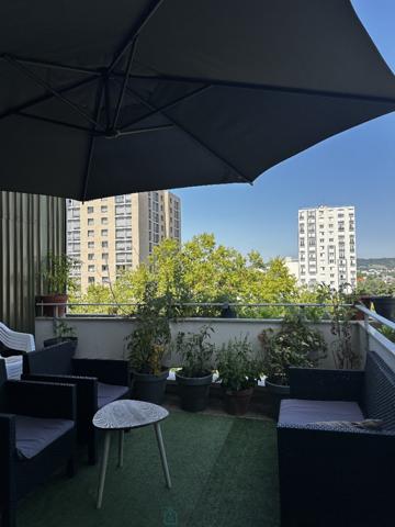 Appartement 3 chambres avec grande terrasse – Le Petit-Quevilly