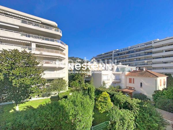 CANNES - 2P - 44m² - ALEXANDRE 3 - BALCONS - PARKING - CAVE-LUMINEUX