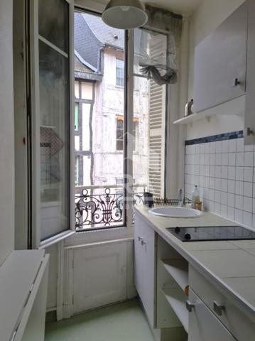 Rouen F2 bis meublé 43 m² avec balcon