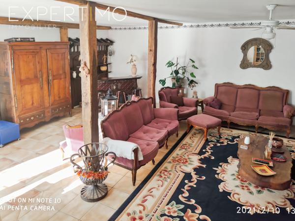 Saint-Méard-de-Drône (24600) RARE : Viager Libre - Grande Maison de 240 m² - Libre Immédiatement bouquet 106000 € rente 673 € ,monsieur 76