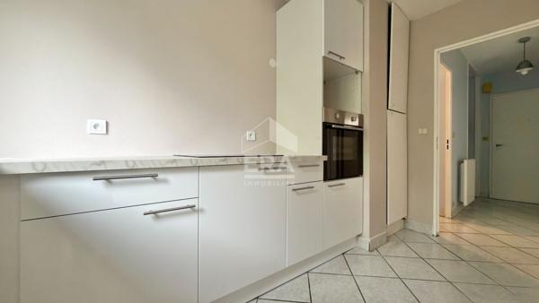 Appartement Corbeil Essonnes 2 pièce(s) 59 m2