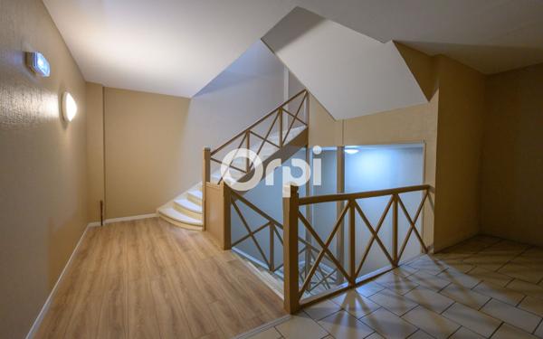 Appartement à vendre    4 pièces • 108 m2 Armentières