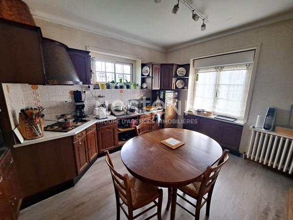 Maison 3 chambres avec jardin et 100 m² de garage Fontenay-le-Comte à proximité du centre ville