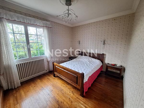 Maison 3 chambres avec jardin et 100 m² de garage Fontenay-le-Comte à proximité du centre ville