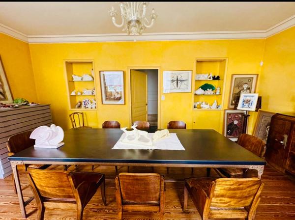 LA ROCHE SUR YON (85) - PENTAGONE - MAISON DE CARACTERE BOURREE DE CHARME AVEC PISCINE ET JARDIN CLOS