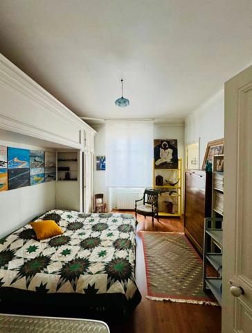 LA ROCHE SUR YON (85) - PENTAGONE - MAISON DE CARACTERE BOURREE DE CHARME AVEC PISCINE ET JARDIN CLOS