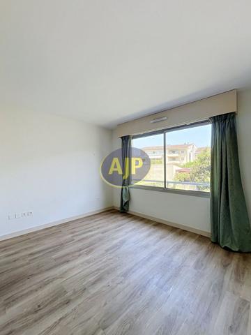 Vente appartement Bordeaux : 305 000 € - AJP Immobilier Bordeaux Nansouty