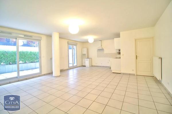 Appartement à louer 3 pièces 75.05m²
