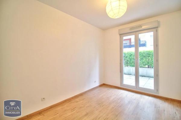 Appartement à louer 3 pièces 75.05m²
