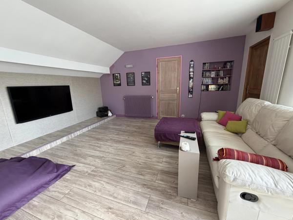 Immobilier Besançon (25000) – Maison de village 260m2 – 499 000 €