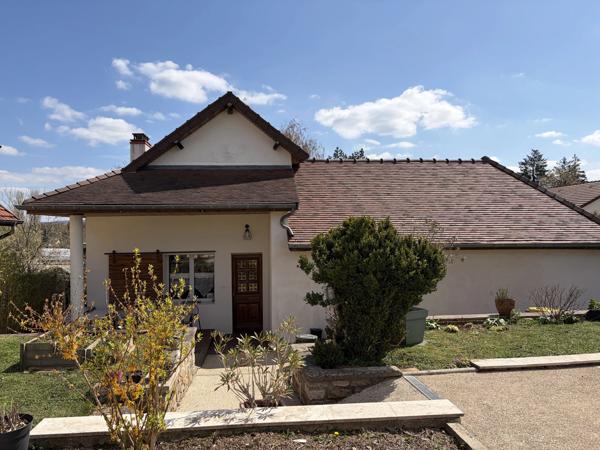 Immobilier Besançon (25000) – Maison de village 260m2 – 499 000 €