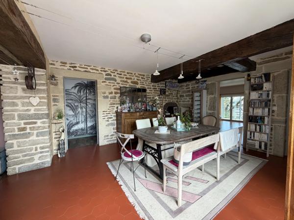 Immobilier Besançon (25000) – Maison de village 260m2 – 499 000 €