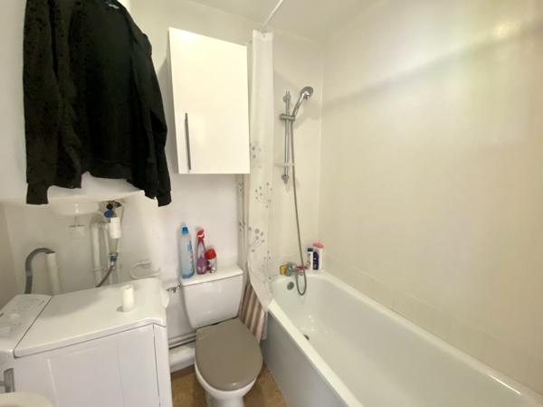 Studio meublé - QUARTIER DU DOLMEN Poitiers (86000)