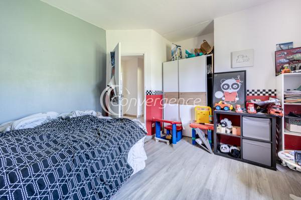 Maison
                                                                                                                                                                                                                                                                                                                        5 pièce(s)                                                                                                                                                                                                          4 chambre(s)                                                                                                                                                                                                          140  m²