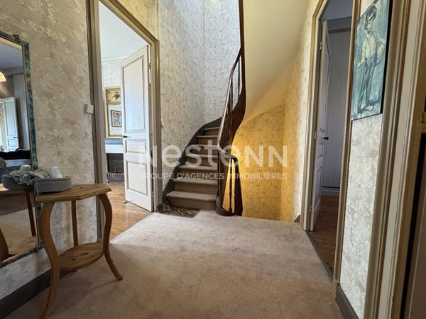 Proche Centre-Ville : Maison de 155m² 4 chambres avec jardin et cave
