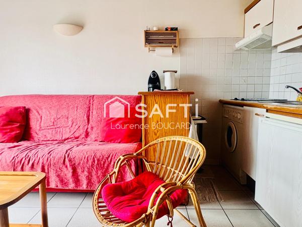 STUDIO 2 EME ET DERNIER ETAGE AVEC BALCON