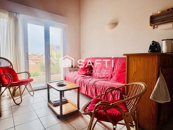 STUDIO 2 EME ET DERNIER ETAGE AVEC BALCON