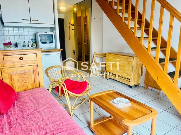 STUDIO 2 EME ET DERNIER ETAGE AVEC BALCON