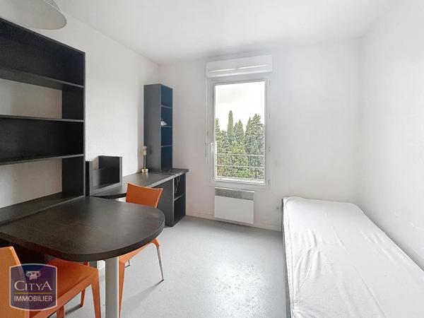 Appartement à louer 1 pièce 18.6m² Nîmes (30000)