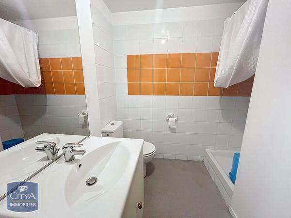 Appartement à louer 1 pièce 18.6m² Nîmes (30000)