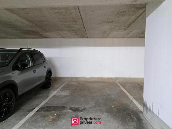 A VENDRE : Emplacement de parking sécurisé en plein coeur d'Asnières-sur-Seine