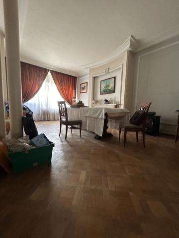 charmante maison en plein coeur de Lussac-les-Châteaux