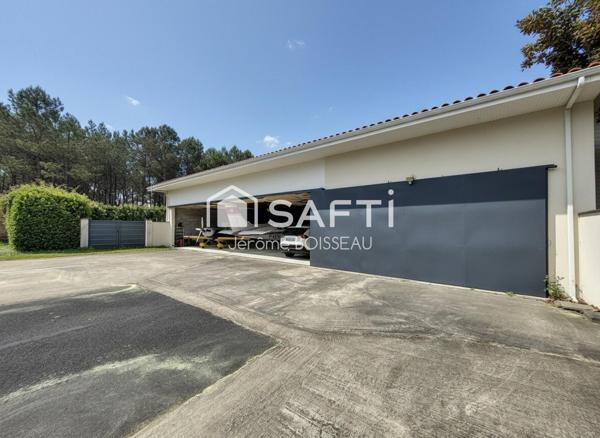 VILLA MODERNE DE 222M2 – AIR PARK DE BISCARROSSE- 336M2 DE HANGAR