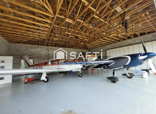 VILLA MODERNE DE 222M2 – AIR PARK DE BISCARROSSE- 336M2 DE HANGAR