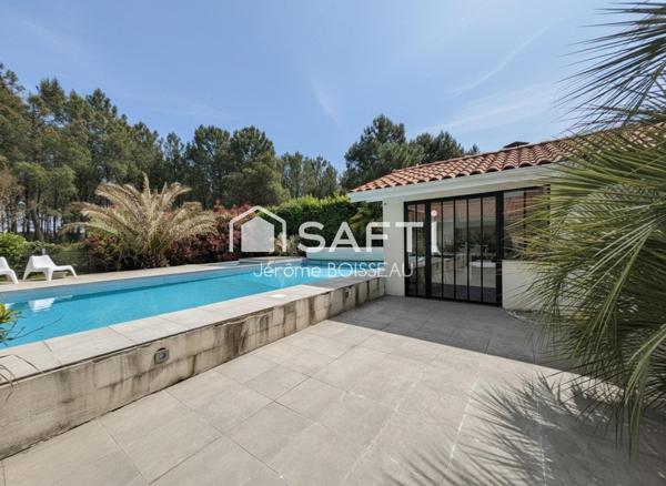 VILLA MODERNE DE 222M2 – AIR PARK DE BISCARROSSE- 336M2 DE HANGAR