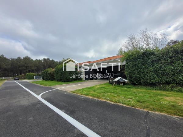 VILLA MODERNE DE 222M2 – AIR PARK DE BISCARROSSE- 336M2 DE HANGAR