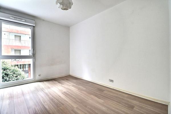 Appartement Aubervilliers 3 pièce(s) 66 m2