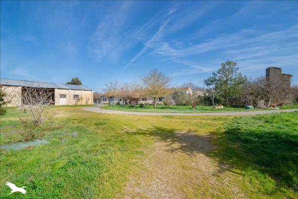 Maison à vendre |  Léguevin |  4 pièces | 210 m²