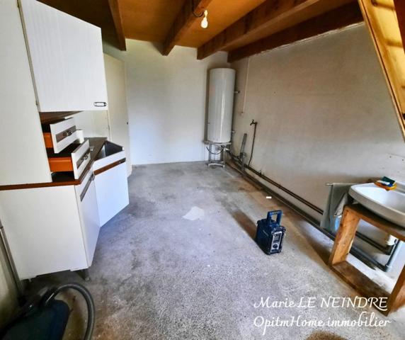 📍 EXCLUSIVITÉ – Charmante maison en pierre à vendre à Plounévez-Quintin, en campagne