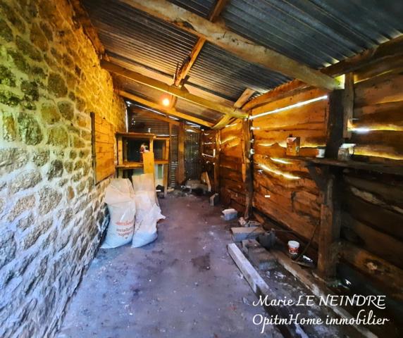 📍 EXCLUSIVITÉ – Charmante maison en pierre à vendre à Plounévez-Quintin, en campagne