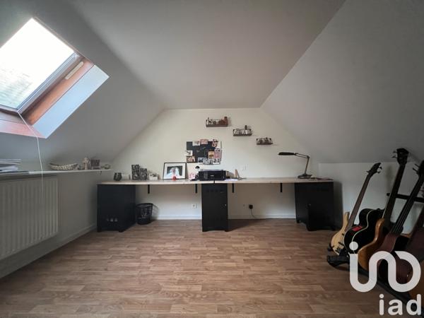 Maison à vendre 10 pièces 210 m² La Ménitré