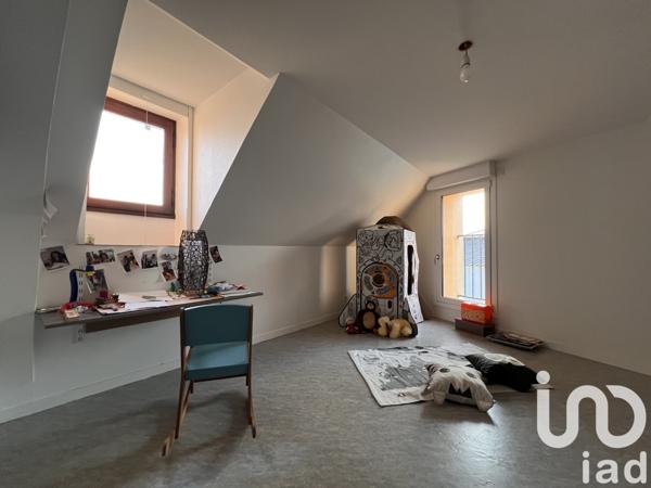 Maison à vendre 10 pièces 210 m² La Ménitré