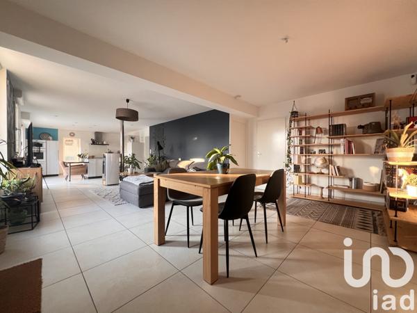 Maison à vendre 10 pièces 210 m² La Ménitré