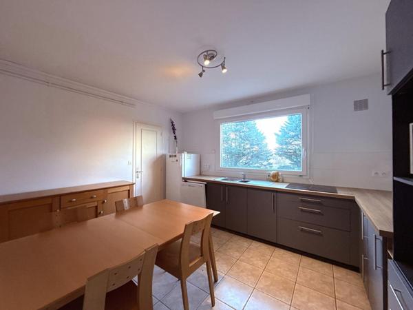 Appartement  5 pièce(s) 102 m2 Vannes Kercado - Trussac