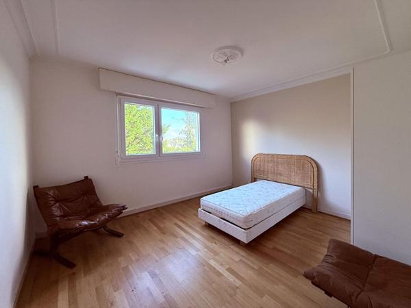 Appartement  5 pièce(s) 102 m2 Vannes Kercado - Trussac