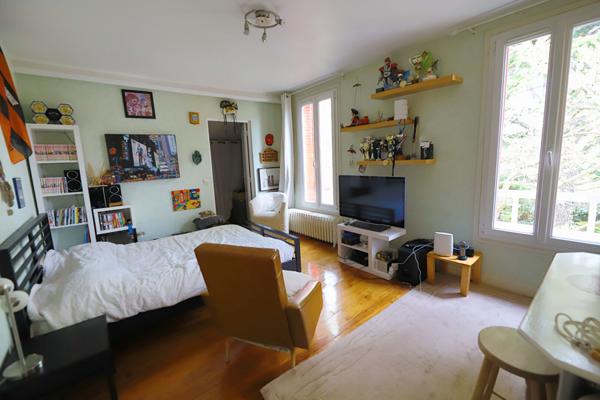 Maison Chatou 5 chambres 175 m2 plus 110 m² de sous sol total