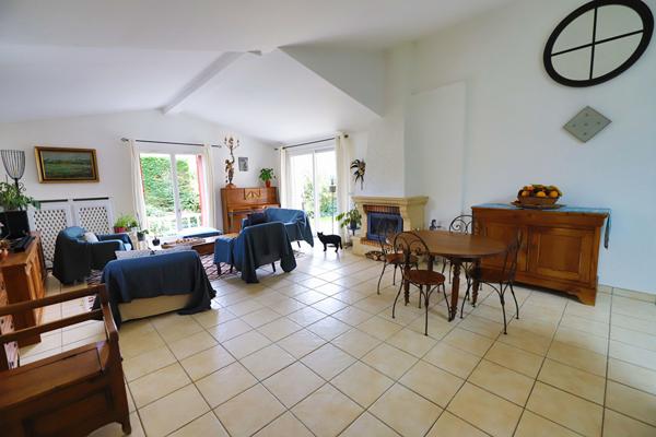 Maison Chatou 5 chambres 175 m2 plus 110 m² de sous sol total