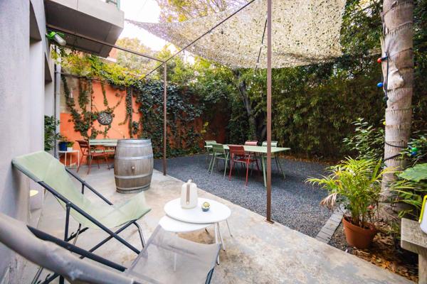 MAISON DE VILLE RENOVEE AVEC GOUT, JARDIN, GARAGE - PERPIGNAN