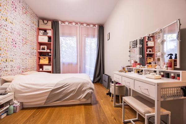 MAISON DE VILLE RENOVEE AVEC GOUT, JARDIN, GARAGE - PERPIGNAN
