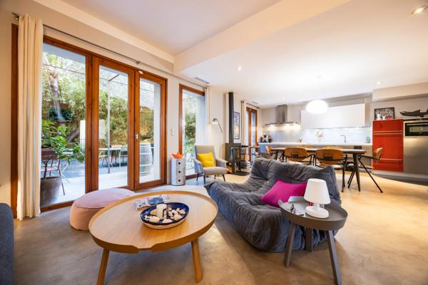 MAISON DE VILLE RENOVEE AVEC GOUT, JARDIN, GARAGE - PERPIGNAN